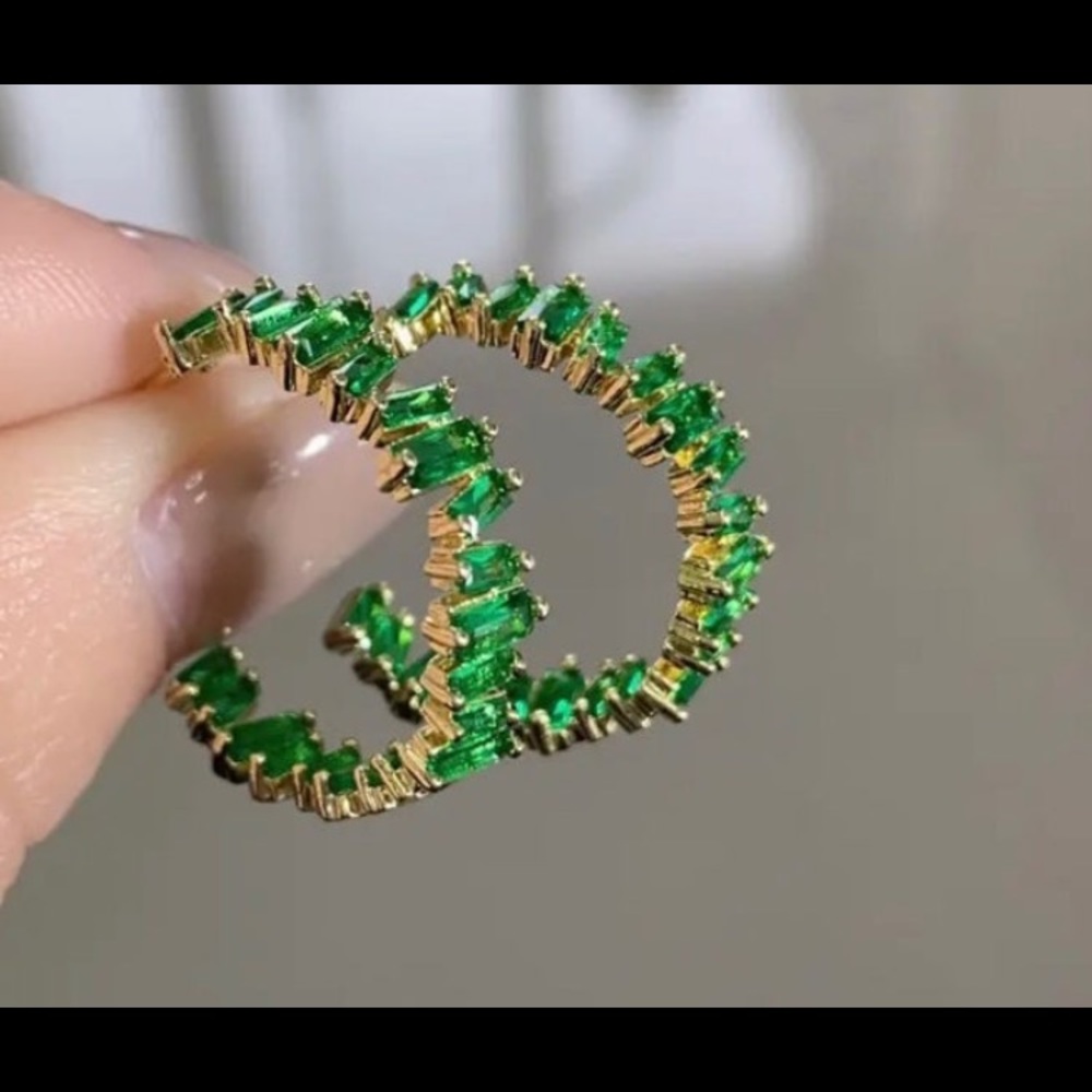Gorgeous emerald hoop earrings gold plated with Swarovski elements